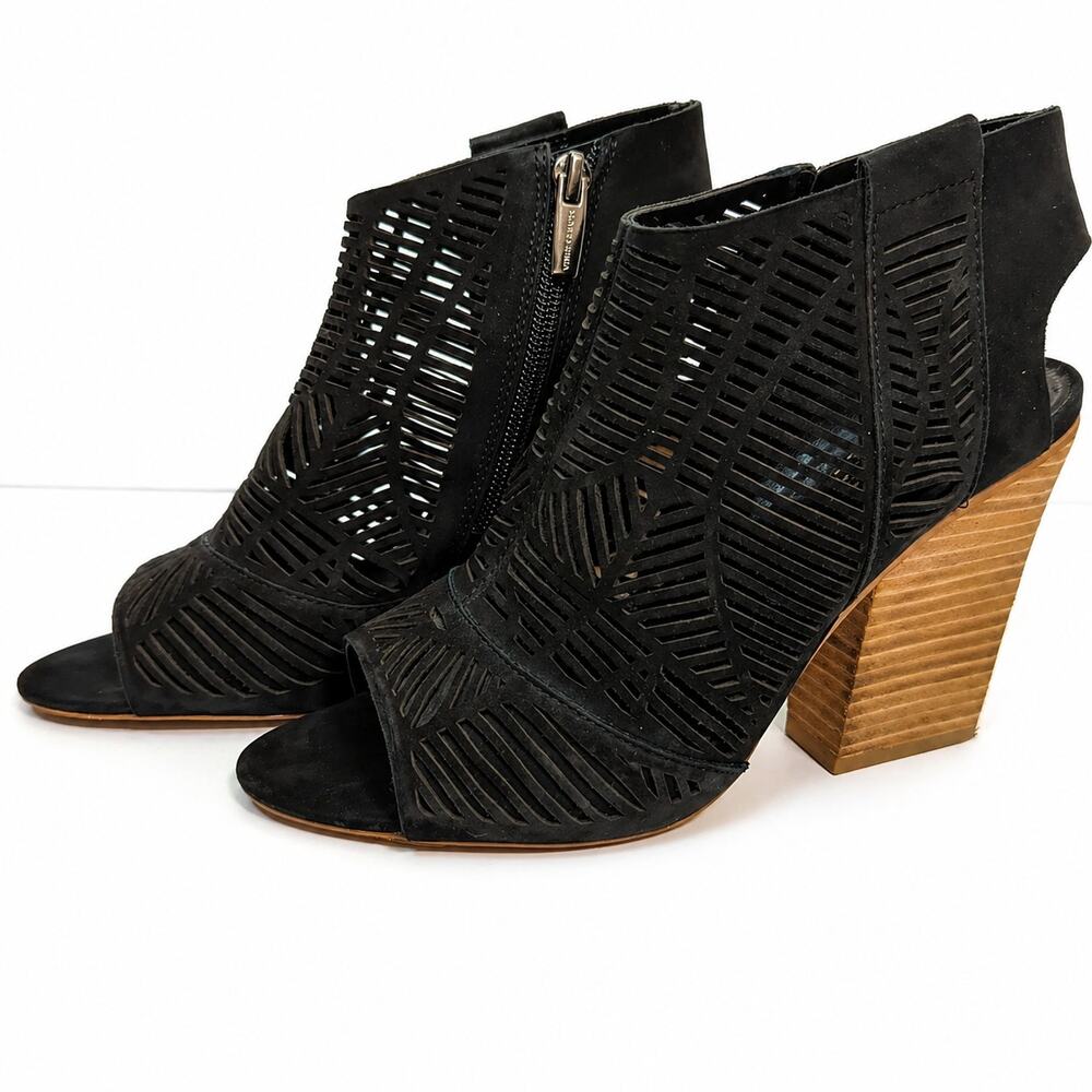 Vince Camuto Kimora Black Cutout Peep Toe Heeled Booties Women's Size 7.5